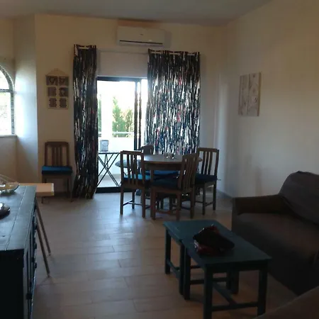 Quinta Nova דירה אלבור